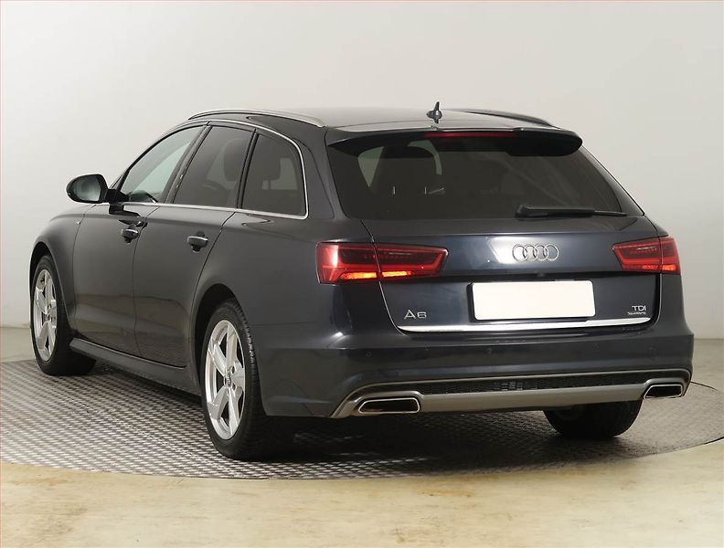 Audi A6 (2018) S line 3.0 TDI, 4X4, Automat - fotka 4 z 28