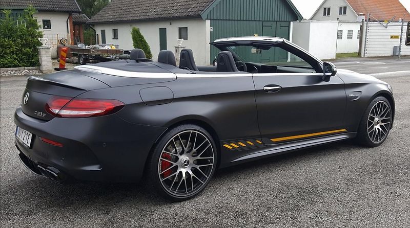 Mercedes-Benz Třídy C 63S AMG V8 Cab Final Edition - fotka 2 z 28