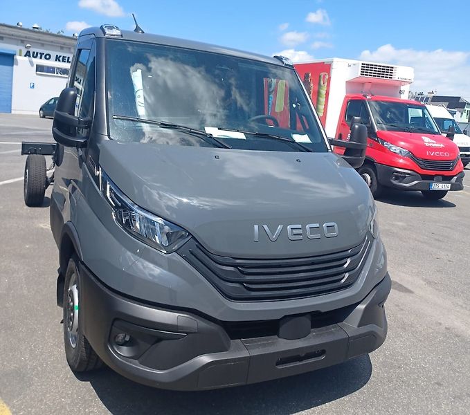 Iveco Daily (2026) 35S18HA8, automat, tažné - fotka 3 z 5