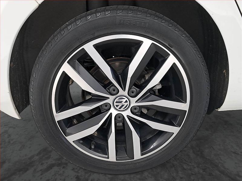 Volkswagen Golf (2015) Comfortline 2.0 TDI, Automat - fotka 15 z 22