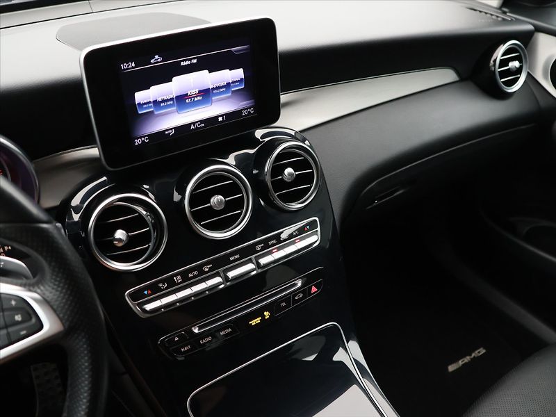 Mercedes-Benz GLC 2,1 250d 150 kw 4MATIC CZ AMG - fotka 22 z 33