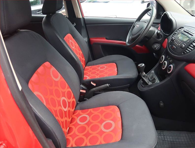 Hyundai i10 (2008) Classic 1.1, Serv.kniha, Tažné - fotka 9 z 15