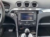 Ford Galaxy (2012) 2.2 TDCi, AT, xenon, park - náhled 12