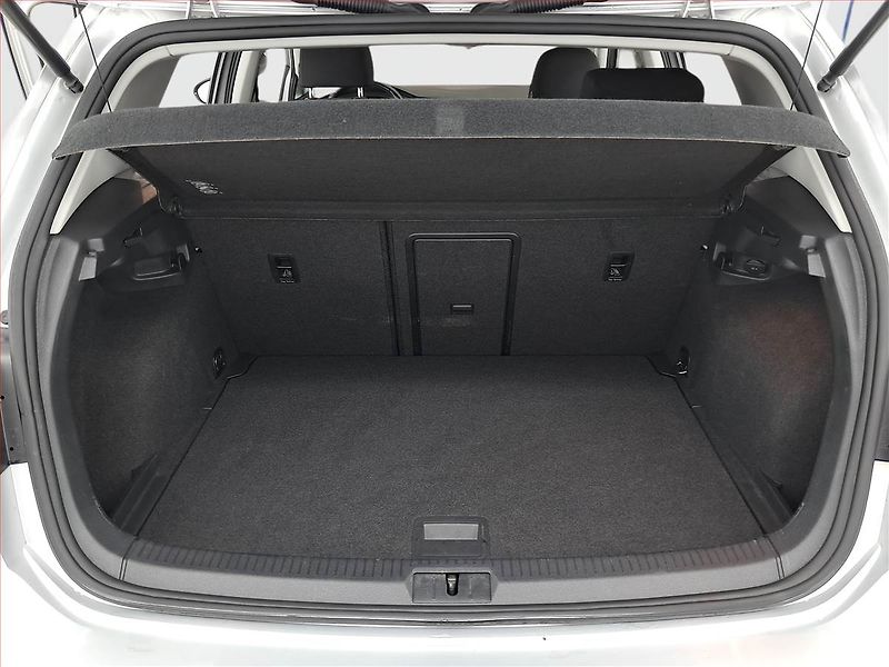 Volkswagen Golf (2016) 1.2 TSI, Serv.kniha, Tempomat - fotka 13 z 16