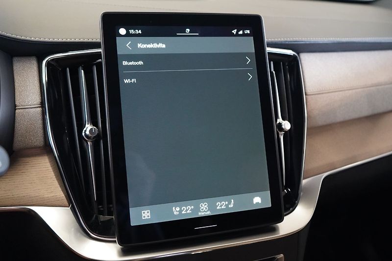 Volvo XC90 B5 PLUS Bright, Vzduch, 360° - fotka 34 z 50