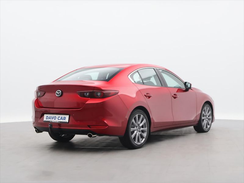 Mazda 3 2,0 Sky-Active 90kW CZ 1.Maj - fotka 7 z 24