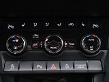 Škoda Karoq 2,0 TDI 4x4 DSG Style LED DPH - náhled 21