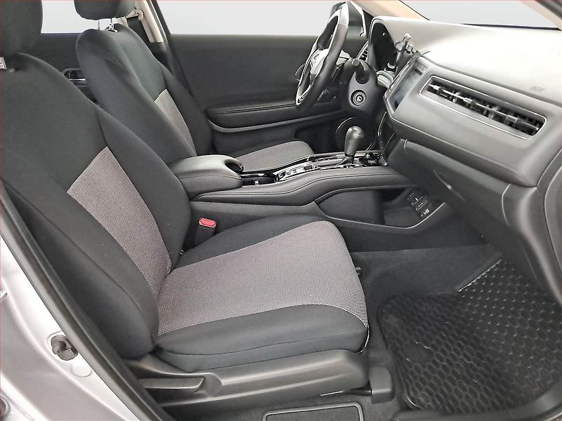 Honda HR-V (2019) 1.5 i-VTEC, Automat - fotka 9 z 21