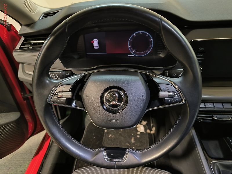 Škoda Octavia (2021) 2.0 TDi, ČR, Ambition, LED - fotka 13 z 17