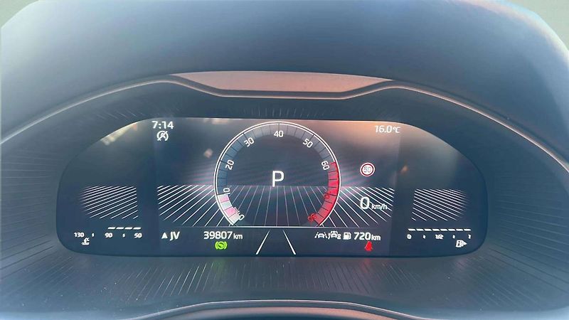 Škoda Scala Top Selection 1,0TSI 85kW DSG/ - fotka 9 z 27