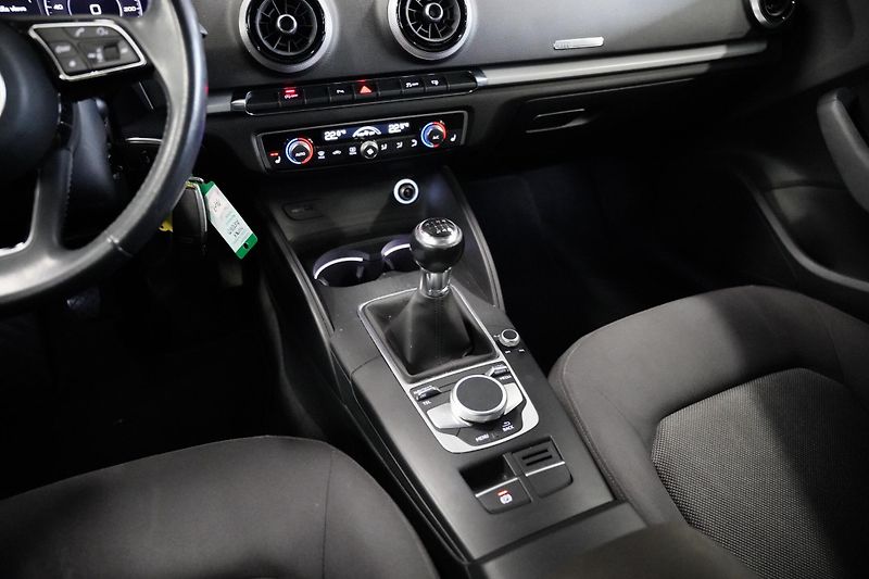 Audi A3 - fotka 24 z 27