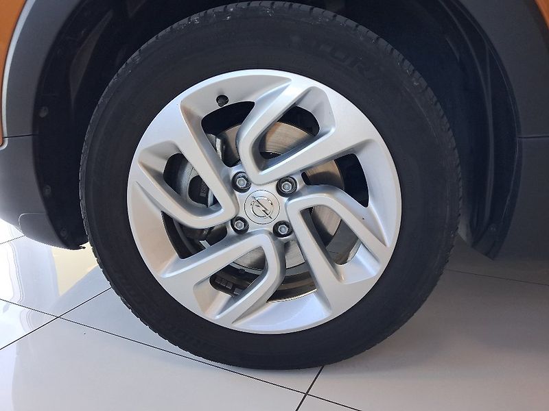 Opel Crossland X 1.2T 81kW 2019 - fotka 7 z 14