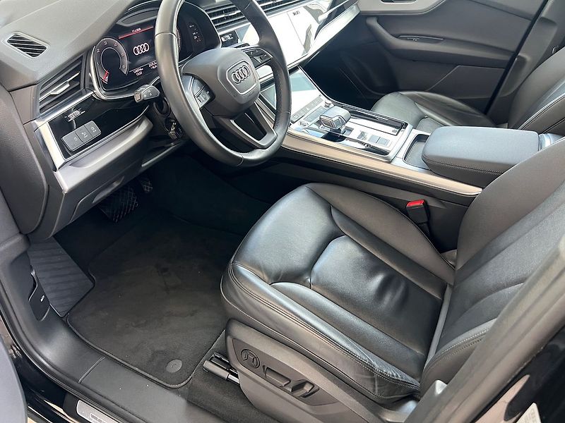 Audi Q7 S-line  45TDI 170kW - fotka 6 z 22