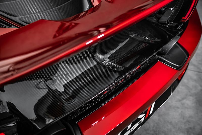 McLaren 720S Novitec, záruka - fotka 24 z 35