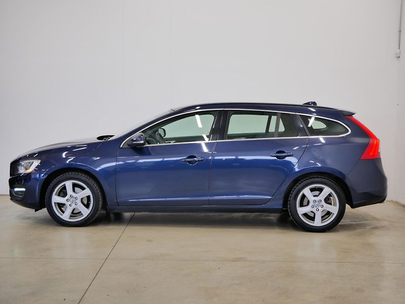 Volvo V60 - fotka 3 z 27
