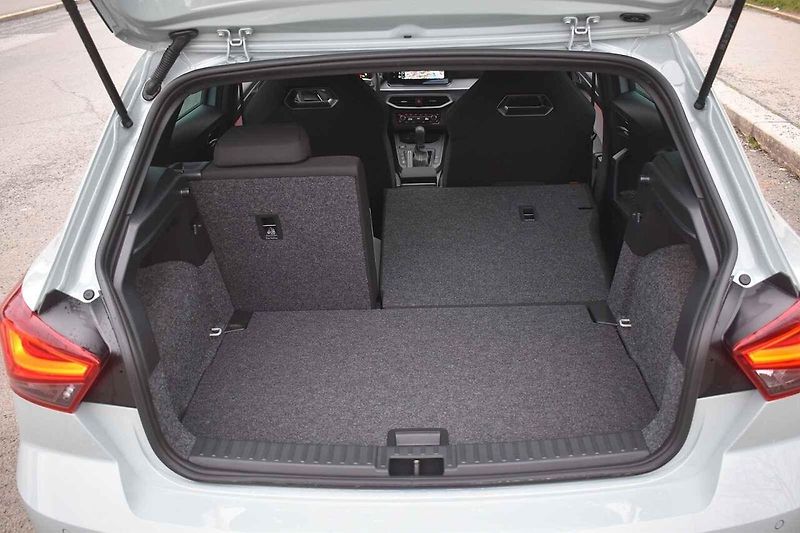 Seat Ibiza jsem otestoval v nejdražší dostupné verzi.