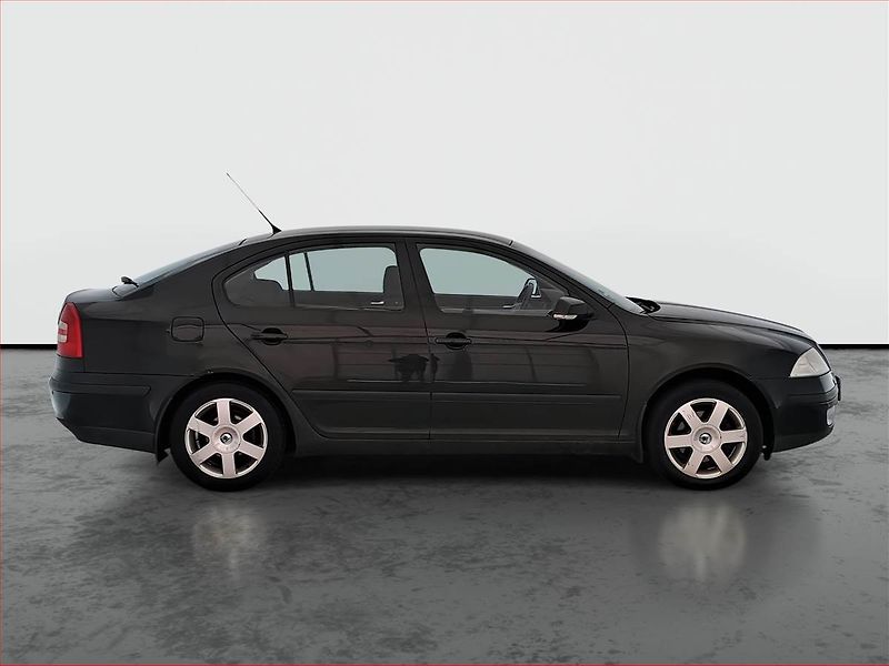 Škoda Octavia (2007) Elegance 2.0 TDI, nová STK - fotka 6 z 15