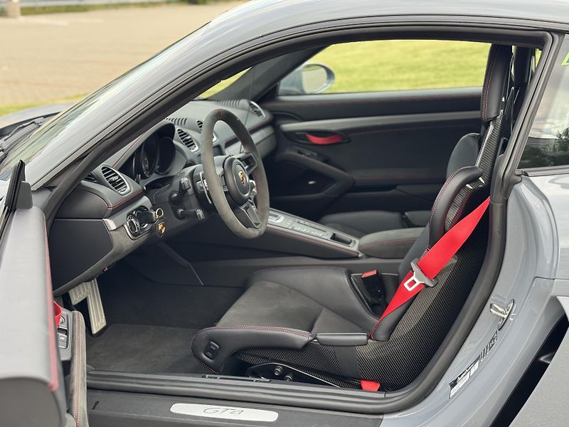 Porsche Cayman GT4 Clubsport PCCB - fotka 11 z 12