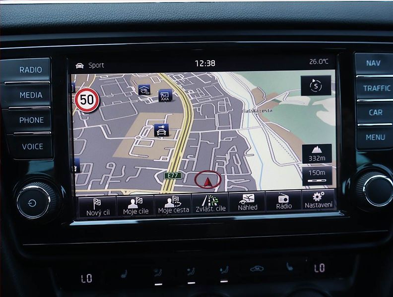 Škoda Octavia (2015) RS 2.0 TSI, Automat, Kůže - fotka 16 z 19