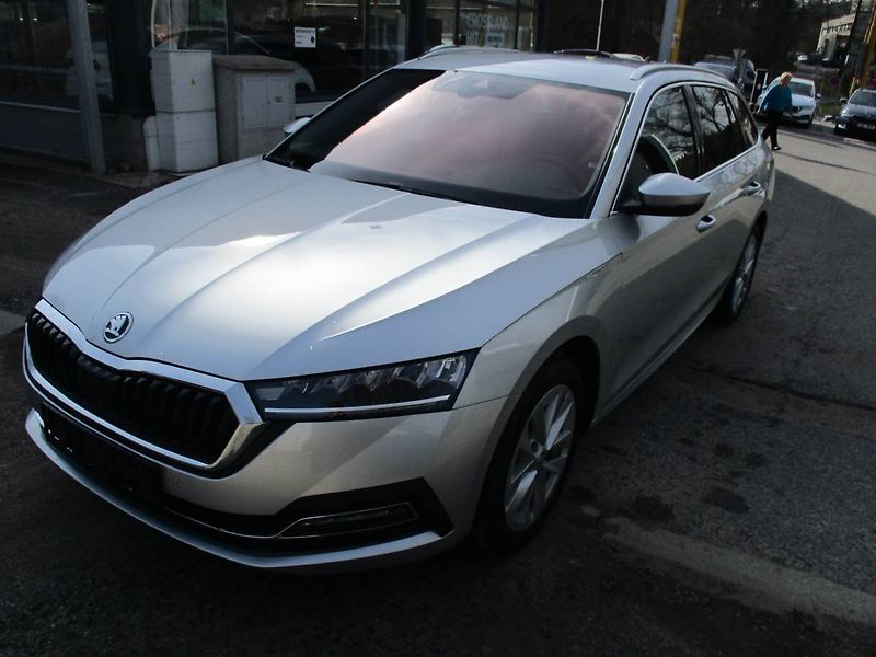 Škoda Octavia Combi Style 2,0TDI 110kW DSG/P - fotografie inzerátu