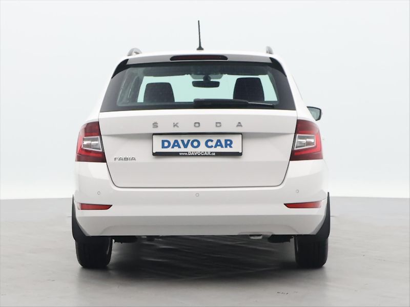 Škoda Fabia 1,0 TSI Style CZ - fotka 6 z 28