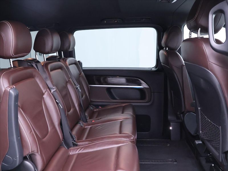 Mercedes-Benz Třídy V 2,1 220D 120kW Avantgarde CZ D - fotka 15 z 39