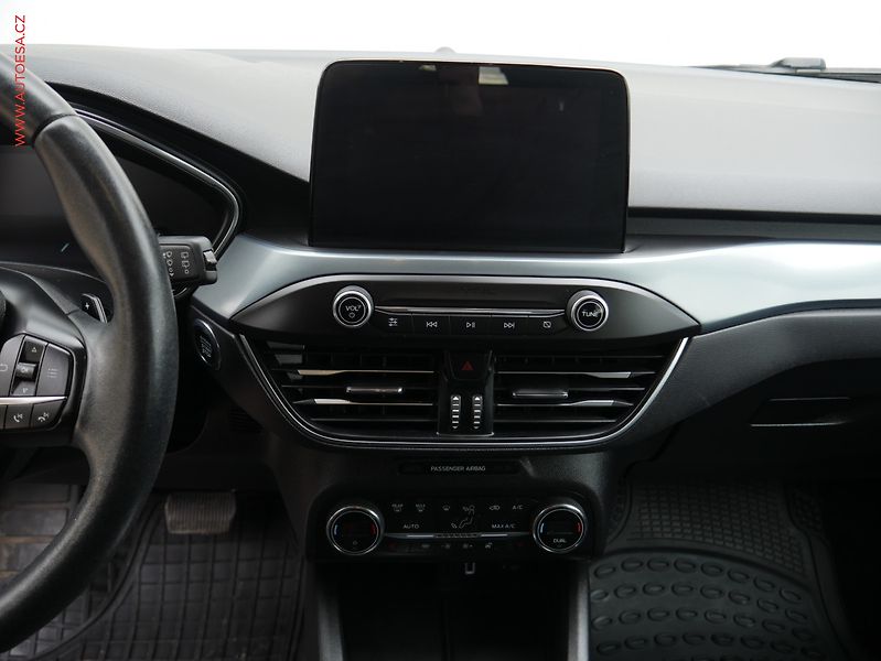 Ford Focus (2019) 1.5EB, Active, AT, navi, +ALU - fotka 11 z 21