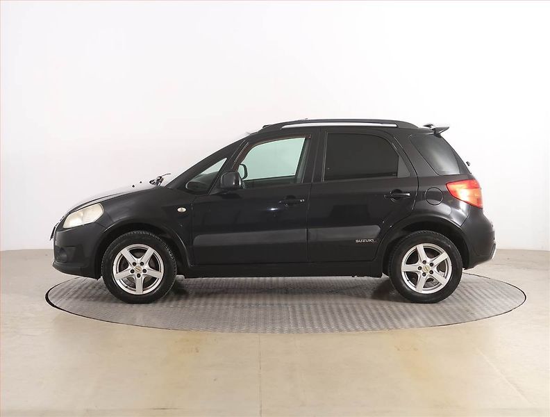 Suzuki SX4 (2009) 1.9 DDiS, 4X4, Serv.kniha - fotka 3 z 17