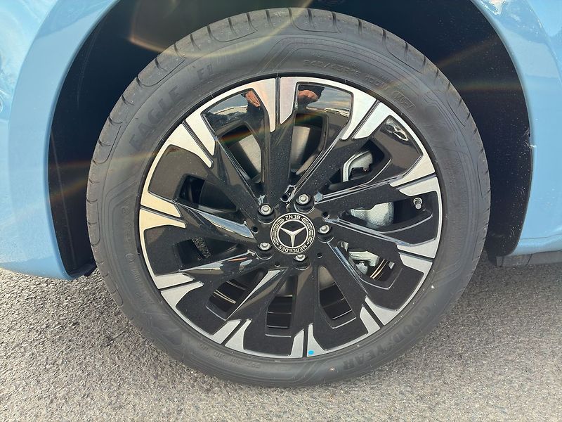 Mercedes-Benz Vito 116 CDI Tourer Select L - fotka 26 z 26