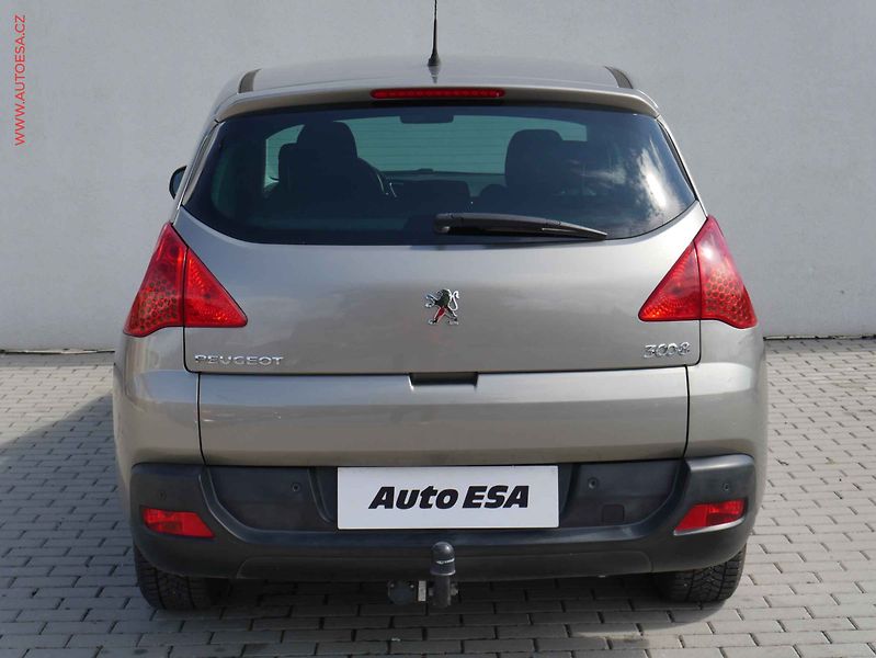 Peugeot 3008 (2011) 1.6VTi, AC, TZ, park.asist - fotka 5 z 17