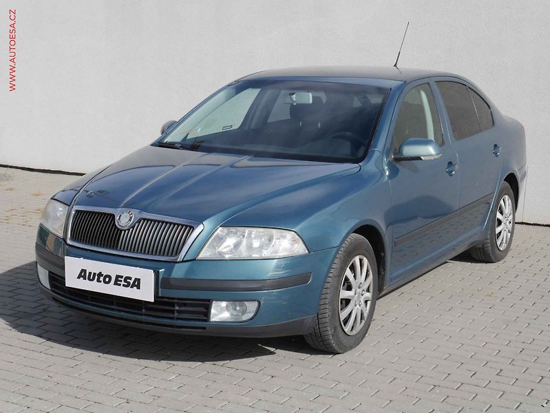 Škoda Octavia (2007) 1.9TDi, ČR, Elegance, TZ - fotka 3 z 16