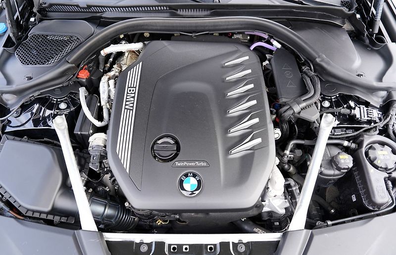 BMW Řada 5 540d xDrive M sport/Lasery - fotka 10 z 50