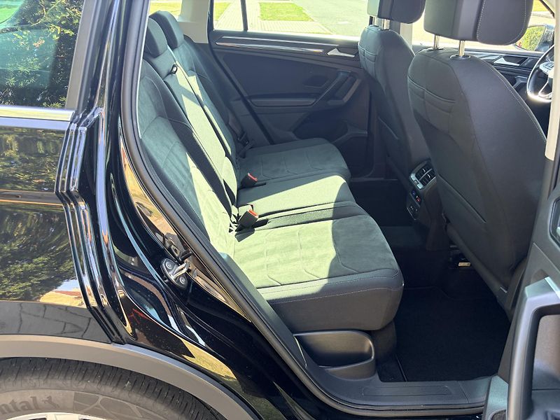 Volkswagen Tiguan 1.5TSI DSG MATRIX REZERVACE - fotka 55 z 58