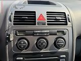 Volkswagen Touran (2008) 1.9TDi, AC, temp - náhled 12