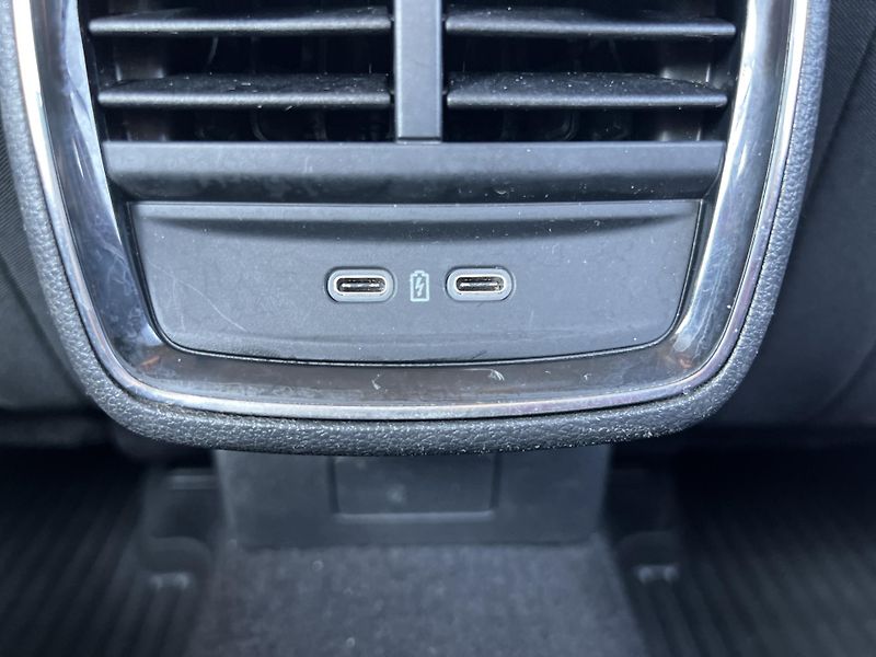 Škoda Kamiq 1.0TSi 85kw Style Plus Extra - fotka 23 z 47