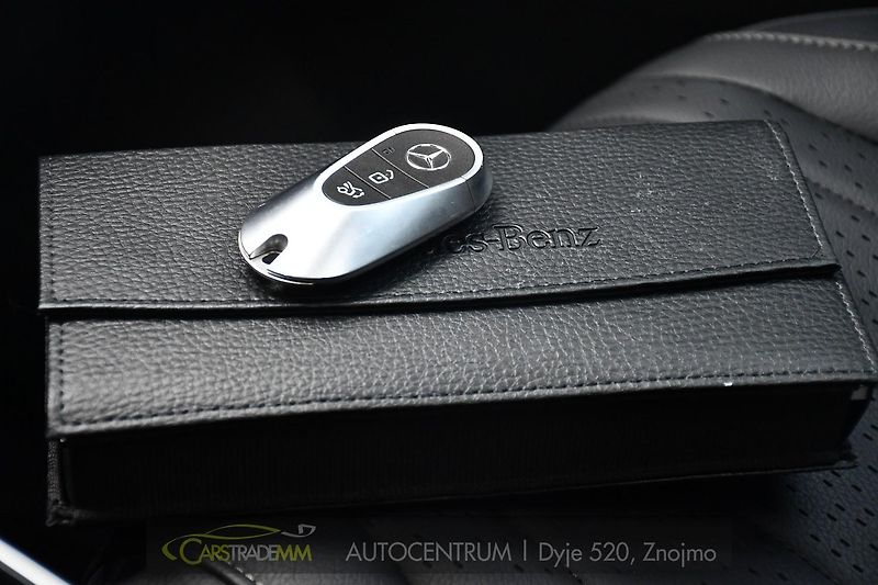 Mercedes-Benz EQE 350 4-matic AMG - fotka 37 z 56