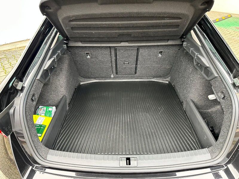 Škoda Octavia (2024) 1,5 Tsi 110 kW DSG M-HEV TopSe - fotka 23 z 25