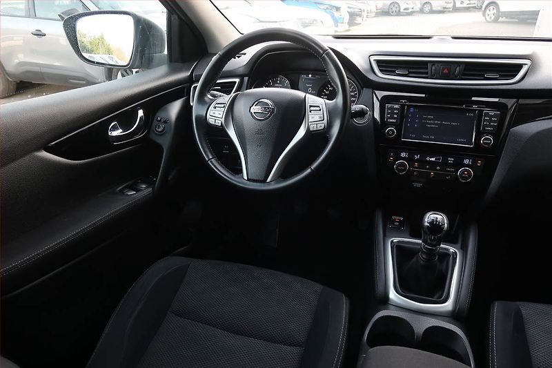Nissan Qashqai (2015) 1.2 DIG-T, Navi, Tempomat - fotka 7 z 18