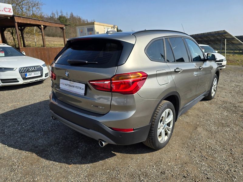 BMW X1 (2018) 2.0d 110KW 18d Xdrive - fotka 7 z 23