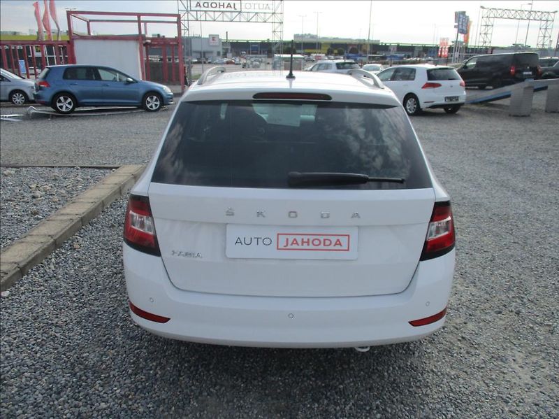 Škoda Fabia 1,0 TSI, klima,servis,DPH,CZ, - fotka 6 z 38