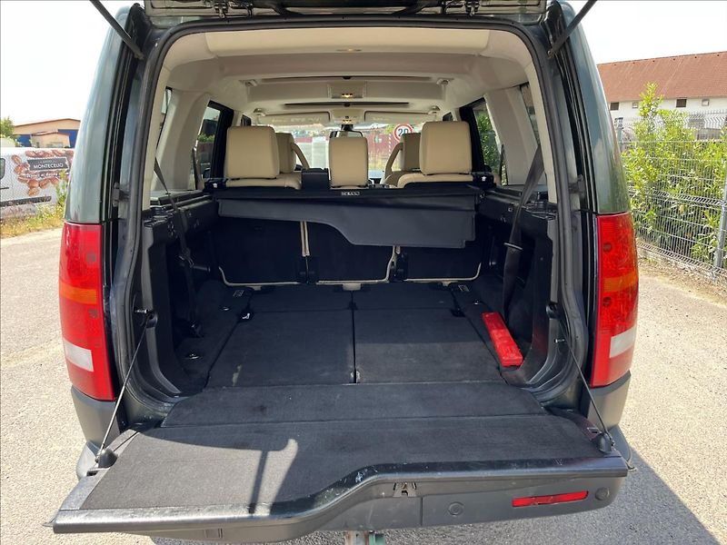 Land Rover Discovery 2,7 TDV6 4X4 AUT NA OPRAVU!! - fotka 24 z 30
