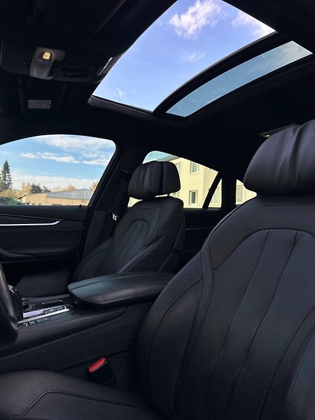BMW X6 (2015) M50D F16 3.0D XDRIVE 360 - fotka 12 z 37