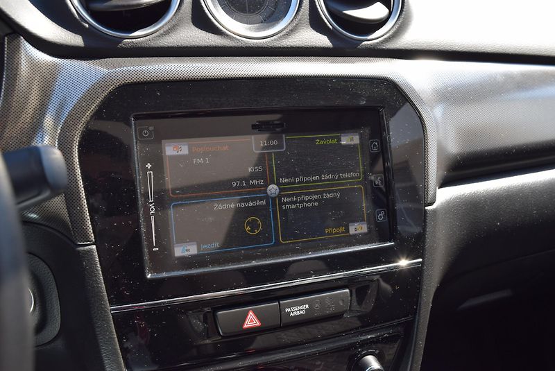 Suzuki Vitara (2019) 1.4 103kw BOOSTER JET ALL GRIP - fotka 28 z 50