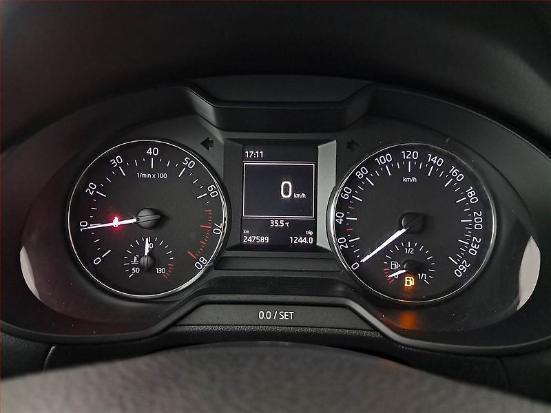 Škoda Octavia (2014) 1.2 TSI, Tempomat - fotka 11 z 18