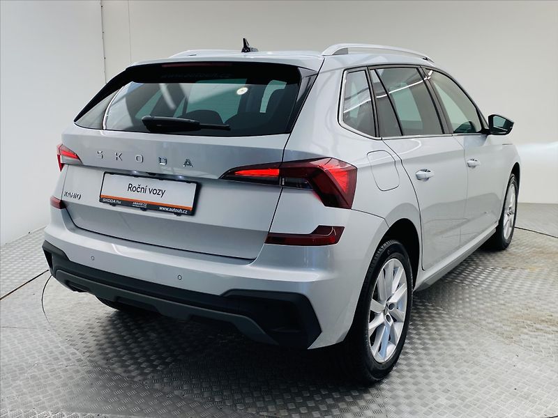 Škoda Kamiq 1,0 TSI 85kW Top Selection - fotka 2 z 27