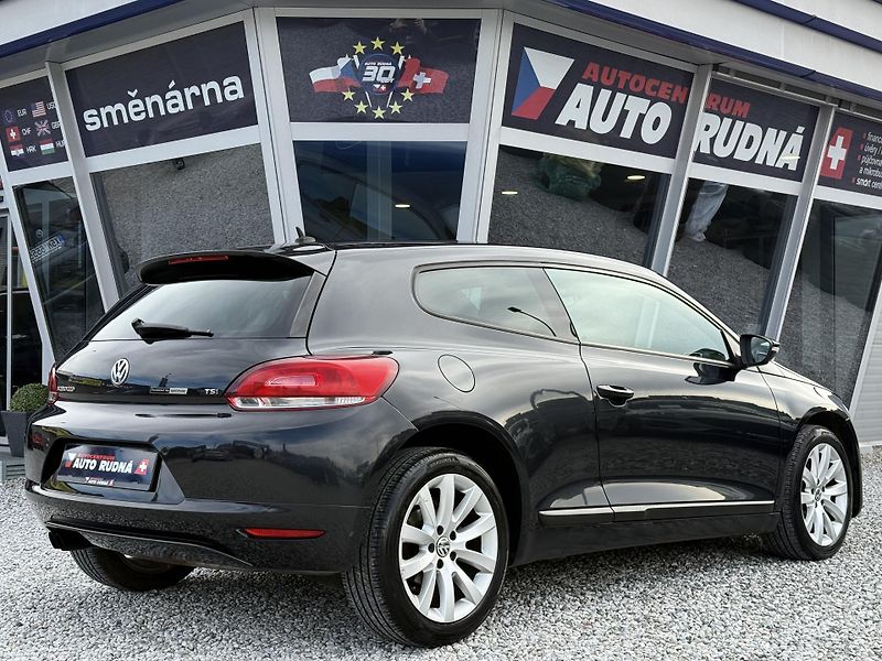 Volkswagen Scirocco 1,4 TSI 90kW  - fotka 10 z 36