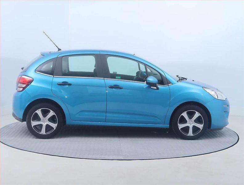Citroën C3 (2016) 1.2 VTi, Serv.kniha, Tempomat - fotka 6 z 14