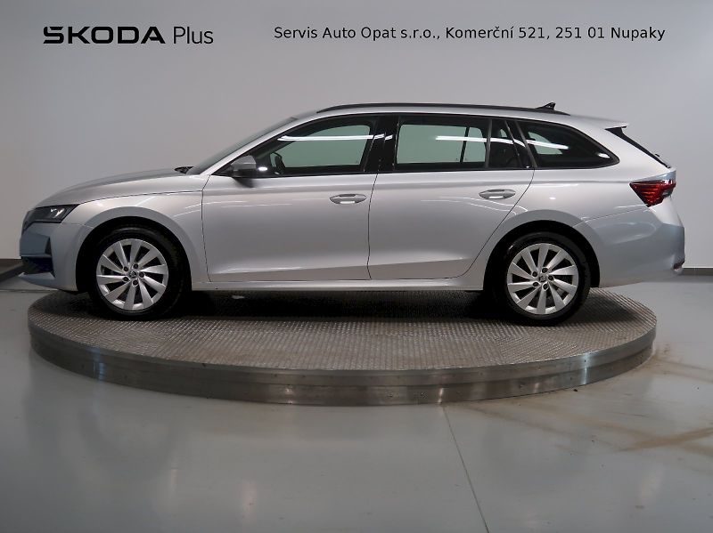 Škoda Octavia (2024) SELECTION 2.0TDI 110KW DSG - fotka 3 z 40