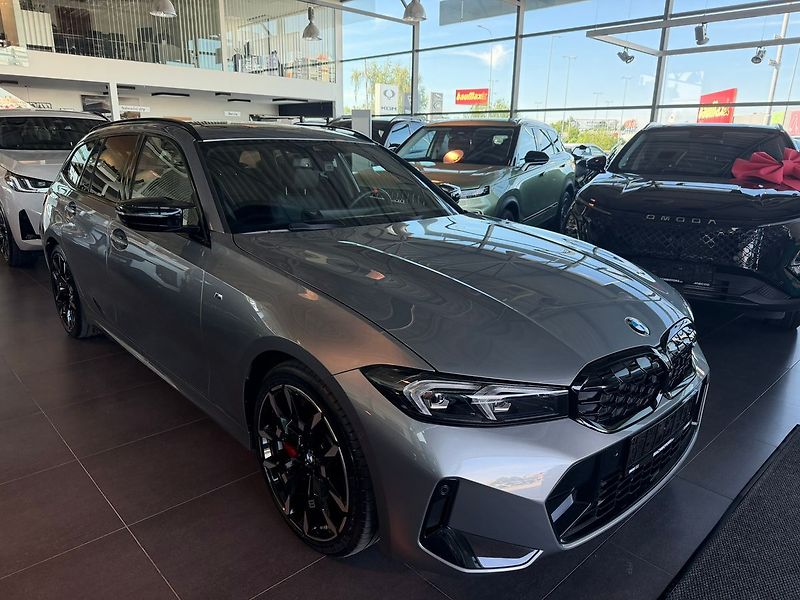 BMW Ostatní M340i xDrive Touring El.tažné - fotka 2 z 11