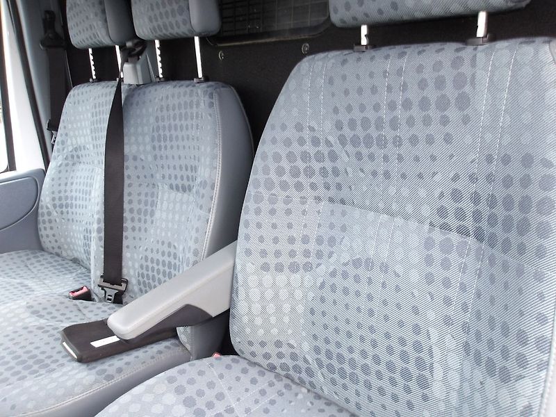 Ford Transit 2,2TDCi 114kW L4H3 JAKO NOVÝ ! - fotka 16 z 38